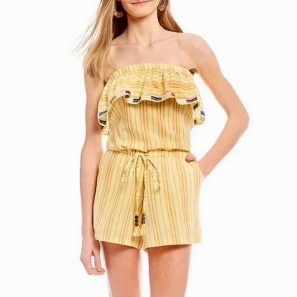 NWT!! KOPAL Rinku Romper Embroidered Ruffle Off Shoulder Vacation Boho Small - Picture 1 of 16